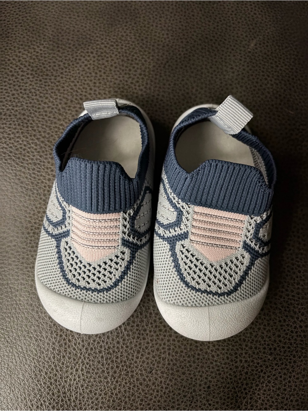 Brand new baby toddler Slip-On Knit Shoes in Navy, Gray & Pink 14.5 (size 5/6)